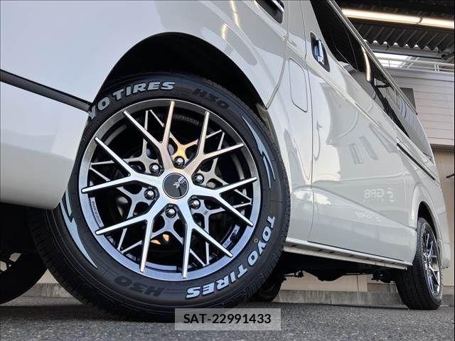 Toyota HIACE VAN 2021-12 8038821-8