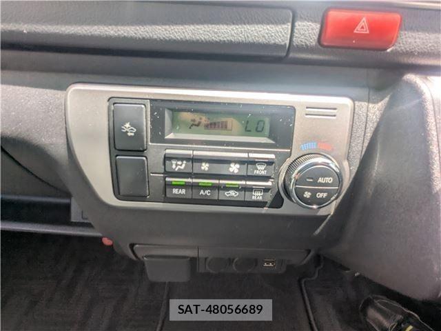 Toyota HIACE VAN 2020-07 8038833-19
