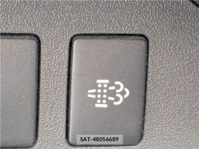 Toyota HIACE VAN 2020-07 8038833-23