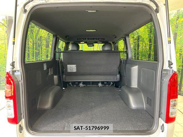 Toyota HIACE VAN 2025-10 8038790-9