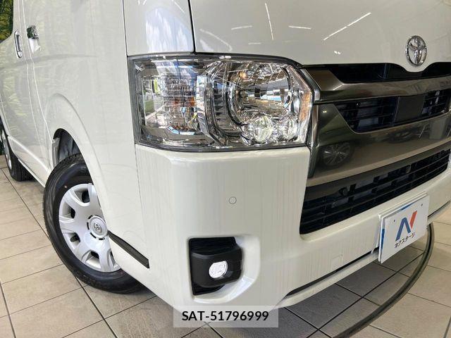 Toyota HIACE VAN 2025-10 8038790-11