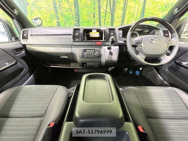 Toyota HIACE VAN 2025-10 8038790-1