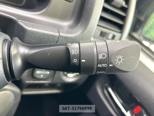 Toyota HIACE VAN 2025-10 8038790-5