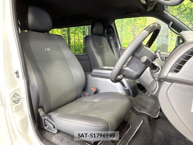 Toyota HIACE VAN 2025-10 8038790-7