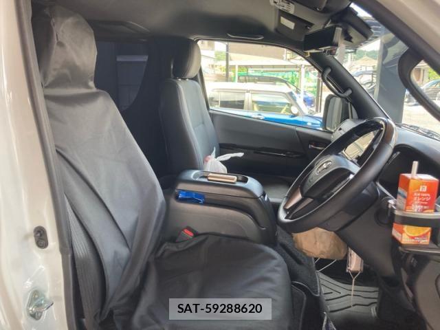Toyota HIACE VAN 2026-03 8038793-14