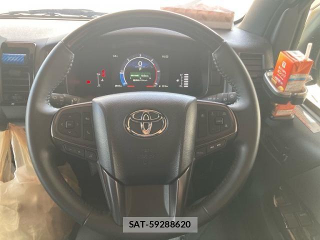 Toyota HIACE VAN 2026-03 8038793-18