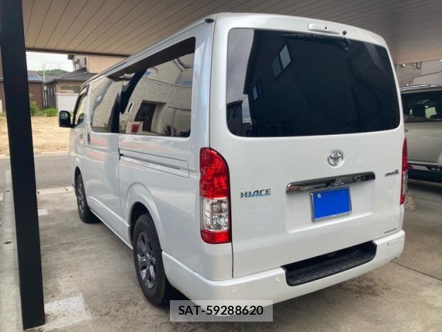 Toyota HIACE VAN 2026-03 8038793-3