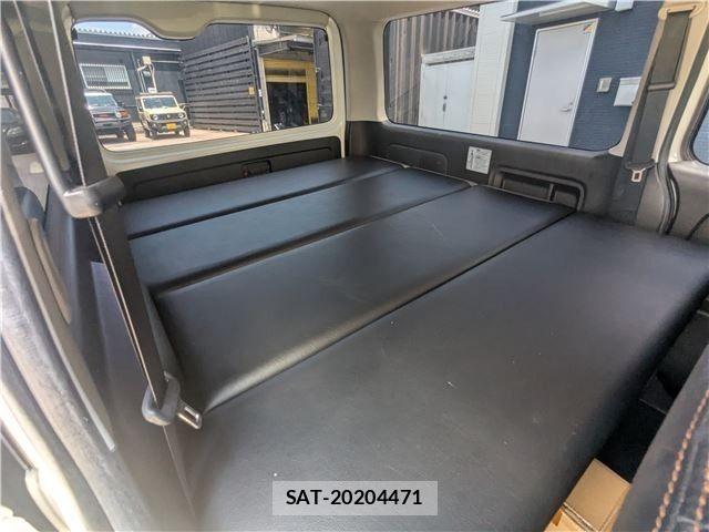 Toyota HIACE VAN 2017-12 8075959-14