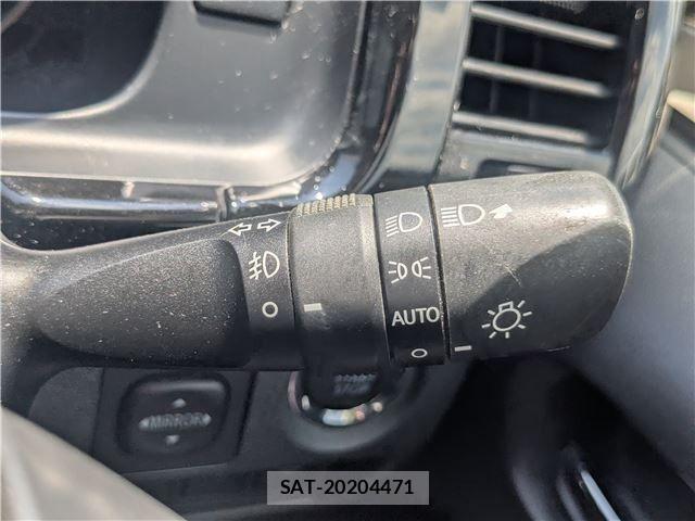 Toyota HIACE VAN 2017-12 8075959-18