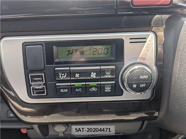 Toyota HIACE VAN 2017-12 8075959-22