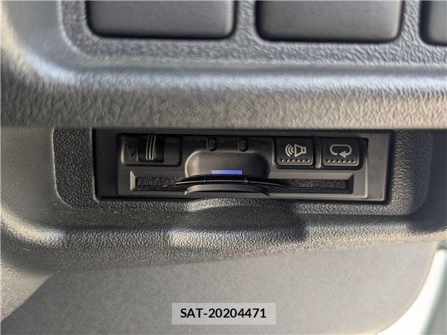 Toyota HIACE VAN 2017-12 8075959-24