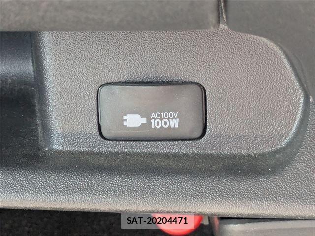 Toyota HIACE VAN 2017-12 8075959-26