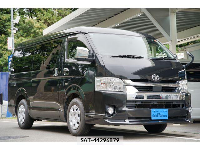 Toyota HIACE VAN 2021-08 8075957-0