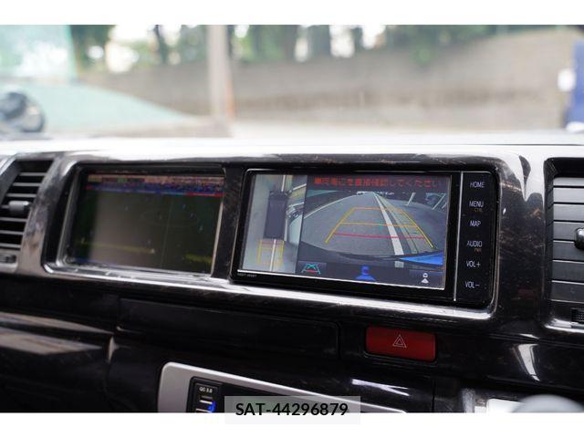 Toyota HIACE VAN 2021-08 8075957-19