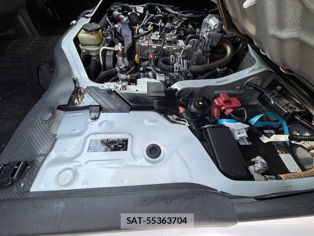 Toyota HIACE VAN 2022-04 8075951-26