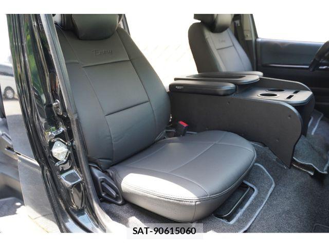 Toyota HIACE VAN 2016-07 8075948-22