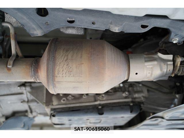 Toyota HIACE VAN 2016-07 8075948-3