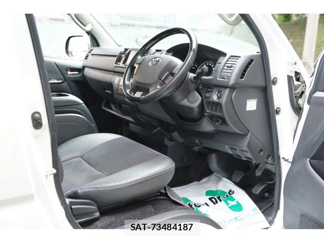 Toyota HIACE VAN 2016-01 8075955-22