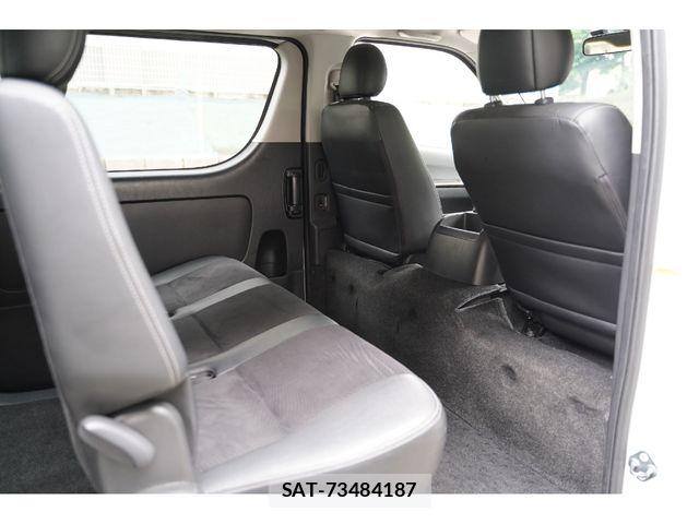Toyota HIACE VAN 2016-01 8075955-25