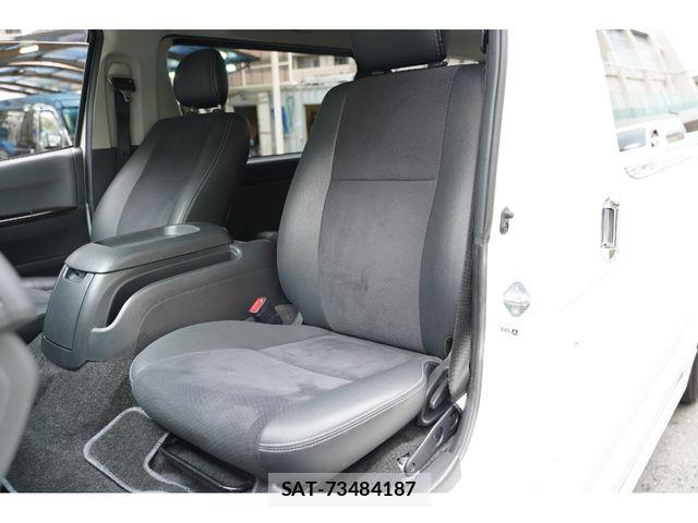 Toyota HIACE VAN 2016-01 8075955-29