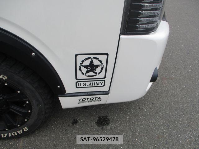 Toyota HIACE VAN 2017-12 8075952-6