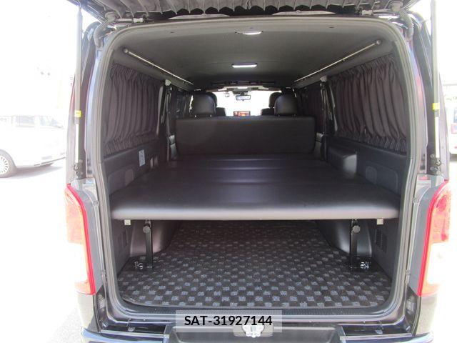 Toyota HIACE VAN 2022-09 8075950-10
