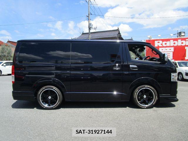Toyota HIACE VAN 2022-09 8075950-2