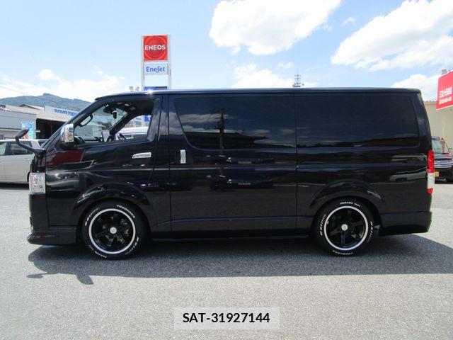 Toyota HIACE VAN 2022-09 8075950-6