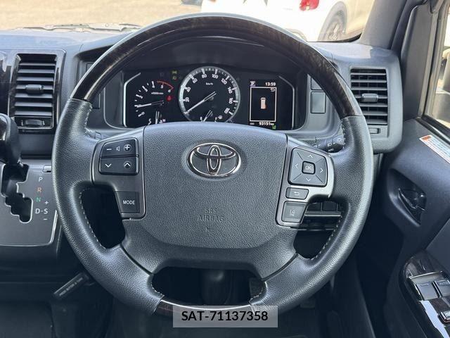 Toyota HIACE VAN 2021-10 8075954-11