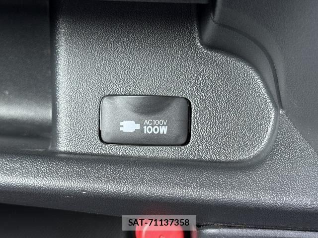 Toyota HIACE VAN 2021-10 8075954-25