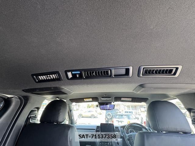 Toyota HIACE VAN 2021-10 8075954-27