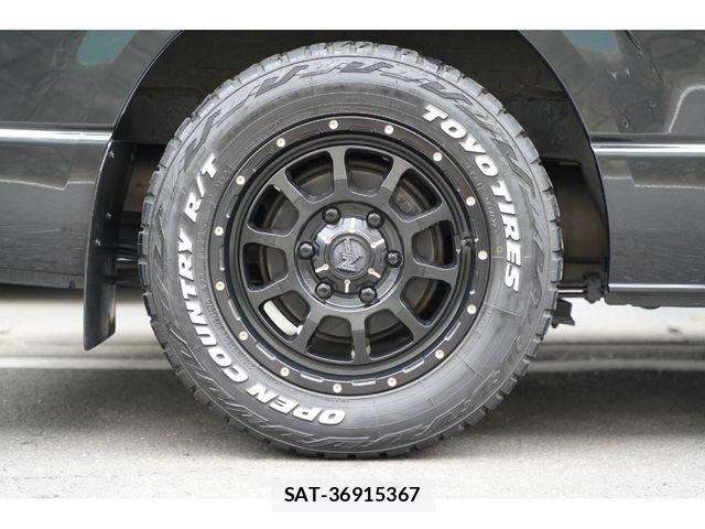 Toyota HIACE VAN 2023-06 8075947-1