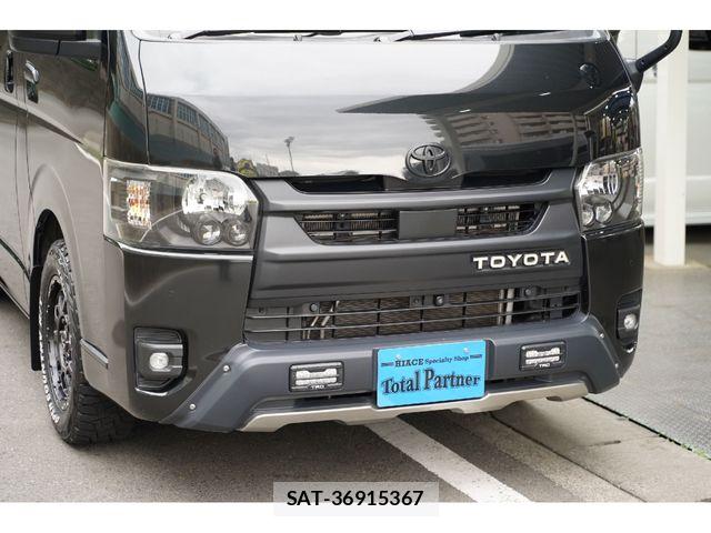 Toyota HIACE VAN 2023-06 8075947-6