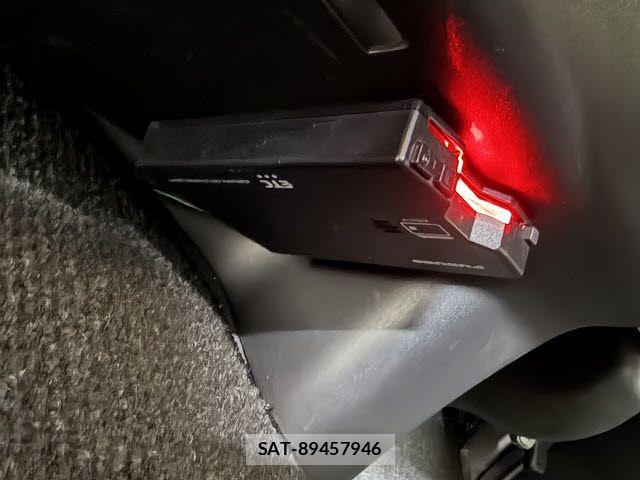 Toyota HIACE VAN 2020-03 8075958-9
