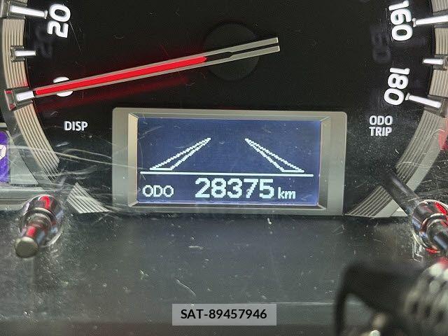 Toyota HIACE VAN 2020-03 8075958-21