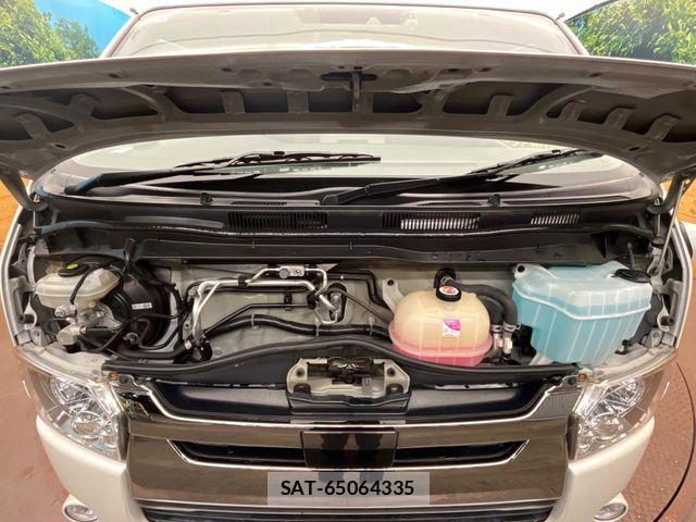 Toyota HIACE VAN 2019-09 8075956-16