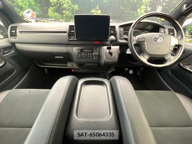 Toyota HIACE VAN 2019-09 8075956-1