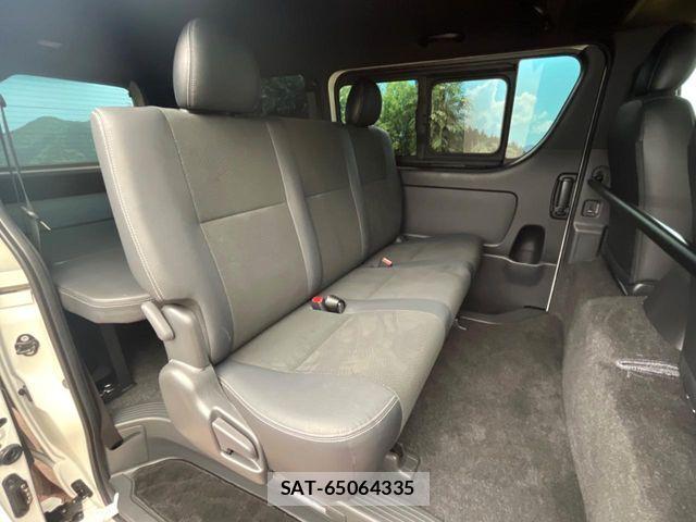 Toyota HIACE VAN 2019-09 8075956-7