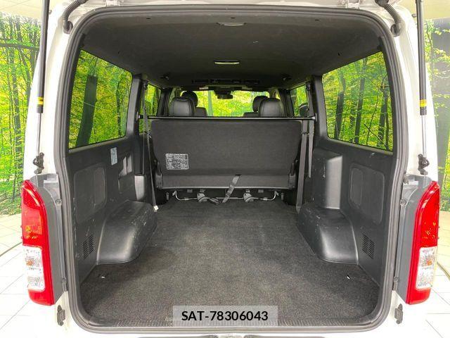 Toyota HIACE VAN 2024-07 8075949-9
