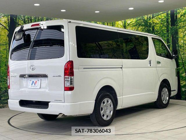 Toyota HIACE VAN 2024-07 8075949-16