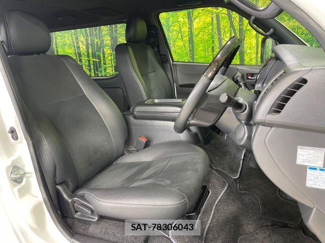Toyota HIACE VAN 2024-07 8075949-7