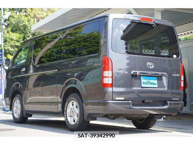 Toyota HIACE VAN 2005-11 8075963-14