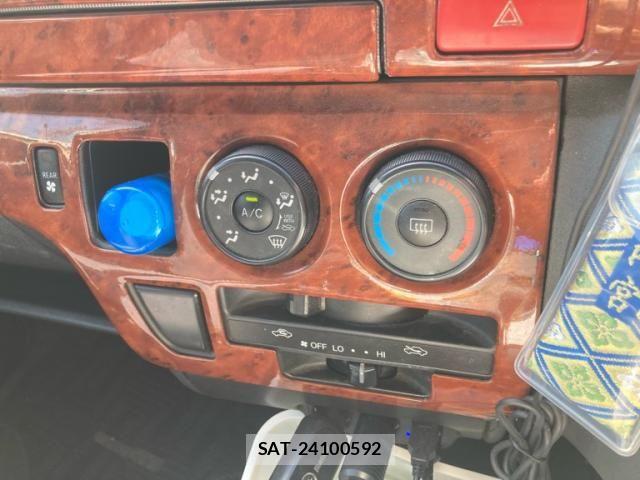 Toyota HIACE VAN 2008-08 8075965-12
