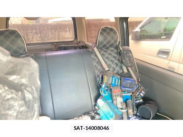 Toyota HIACE VAN 2005-03 8075964-24
