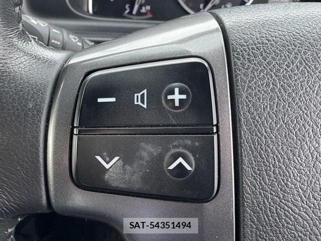 Toyota HIACE VAN 2022-08 8075953-12