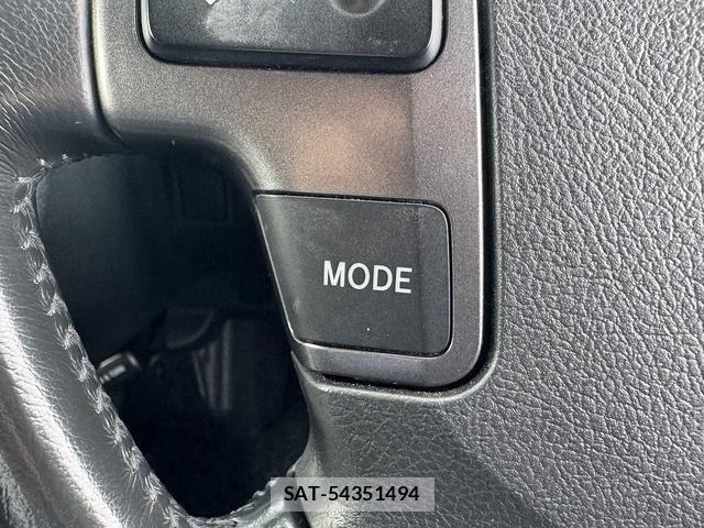Toyota HIACE VAN 2022-08 8075953-14
