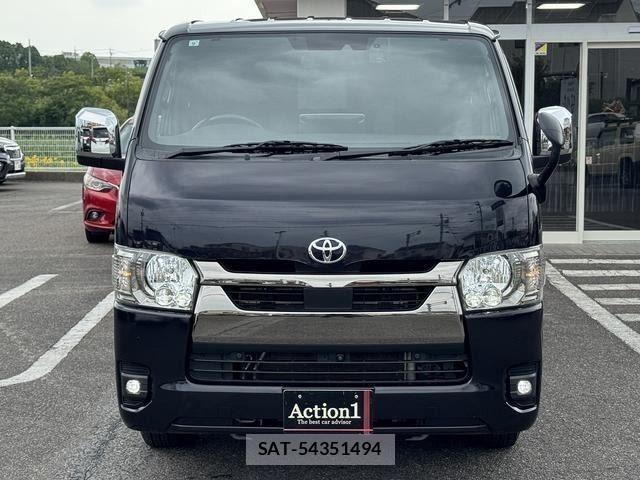 Toyota HIACE VAN 2022-08 8075953-2