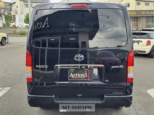 Toyota HIACE VAN 2022-08 8075953-4