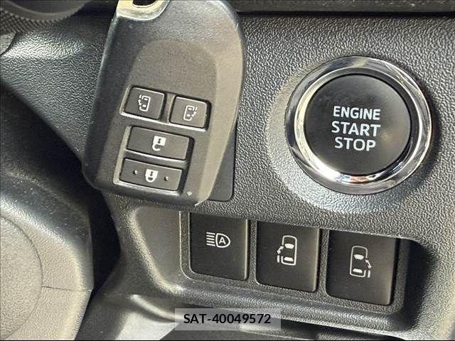 Toyota HIACE VAN 2019-02 8102326-16