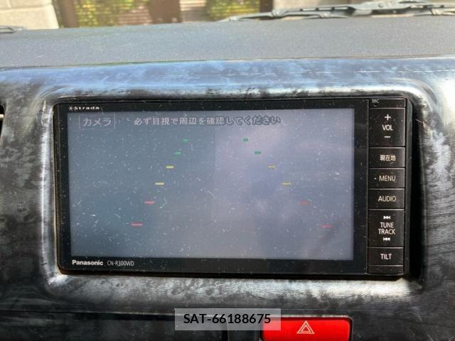 Toyota HIACE VAN 2006-11 8102338-18